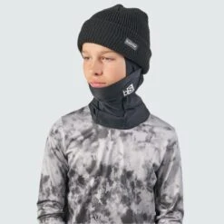 BlackStrap The Kids Hood -The Ski Equipment Store 26a43dafdb34846e76cdd369fd7046f20880e8f023b4be0ae8bc07a293687347 67542.1683758244