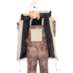 Armada Gypsum Women's Ski Jacket -The Ski Equipment Store 6c9d0fbff8b7c8e6de84186db370a5ba2be3913e2f0f9a68489e0a1cac05d4a9 27479.1684889838